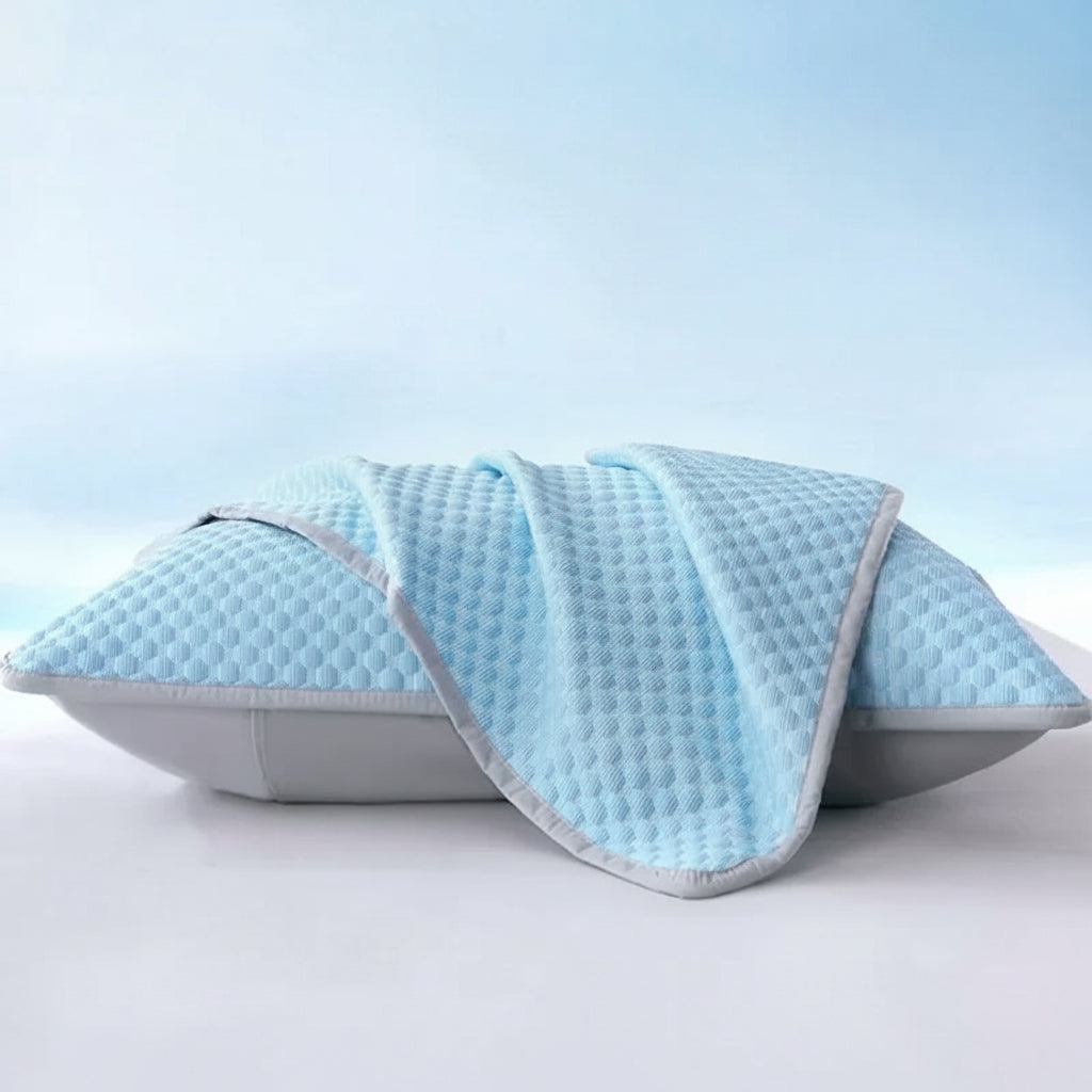 Summer Cooling Pillowcase Solid Color Ice Bean Bean Pillowcase Cool Feeling Air Conditioning Cover Washable (No Pillow) 48X74Cm